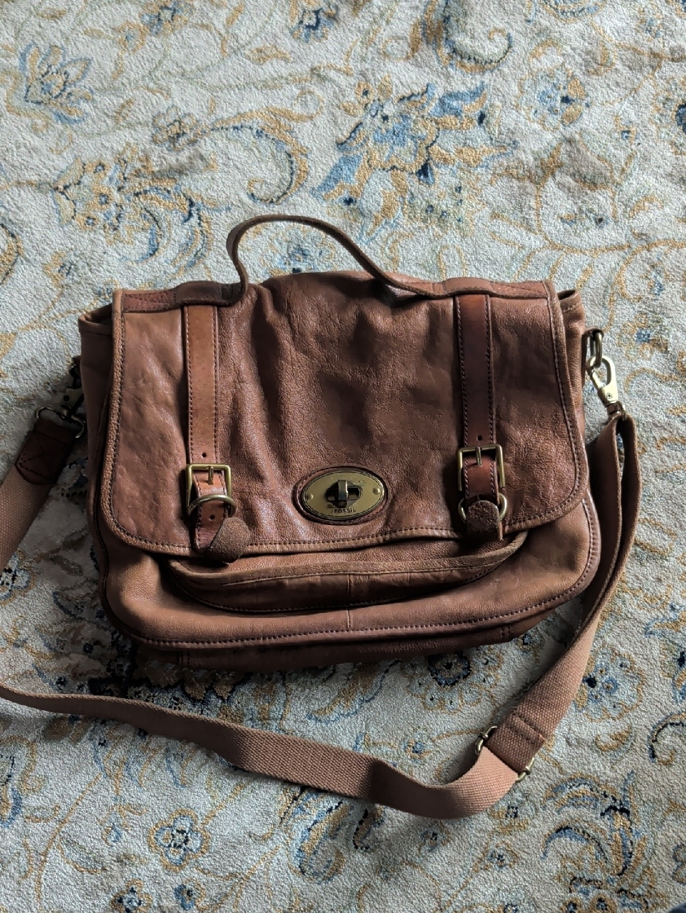 Vintage Fossil Brown Leather Messenger Bag with Strap